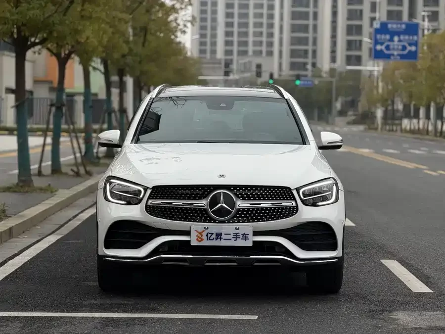 Mercedes Benz GLC