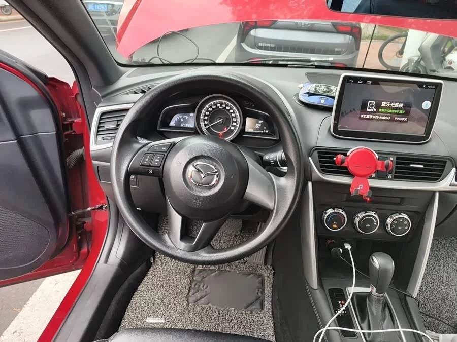 Mazda CX-4