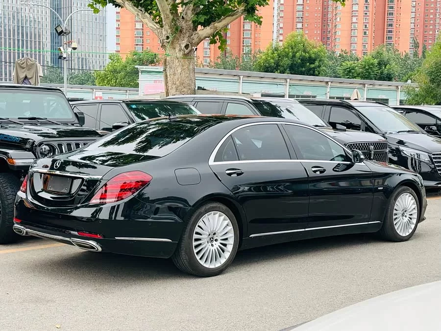 Mercedes Benz S class