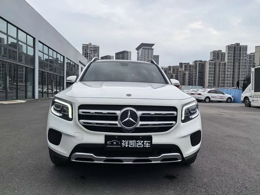 Mercedes Benz GLB