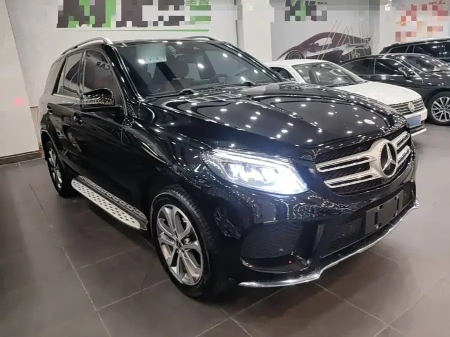 Mercedes Benz GLE (Imported)