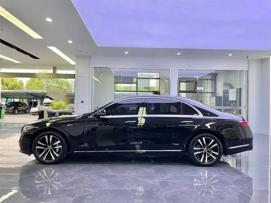 Mercedes Benz S class