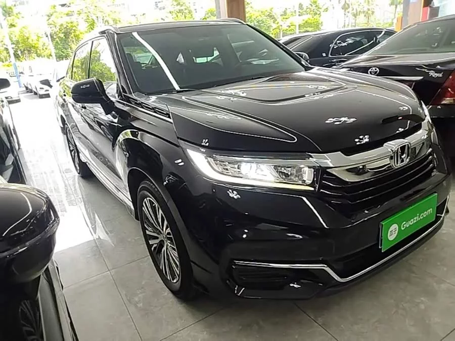 Honda Crown Road