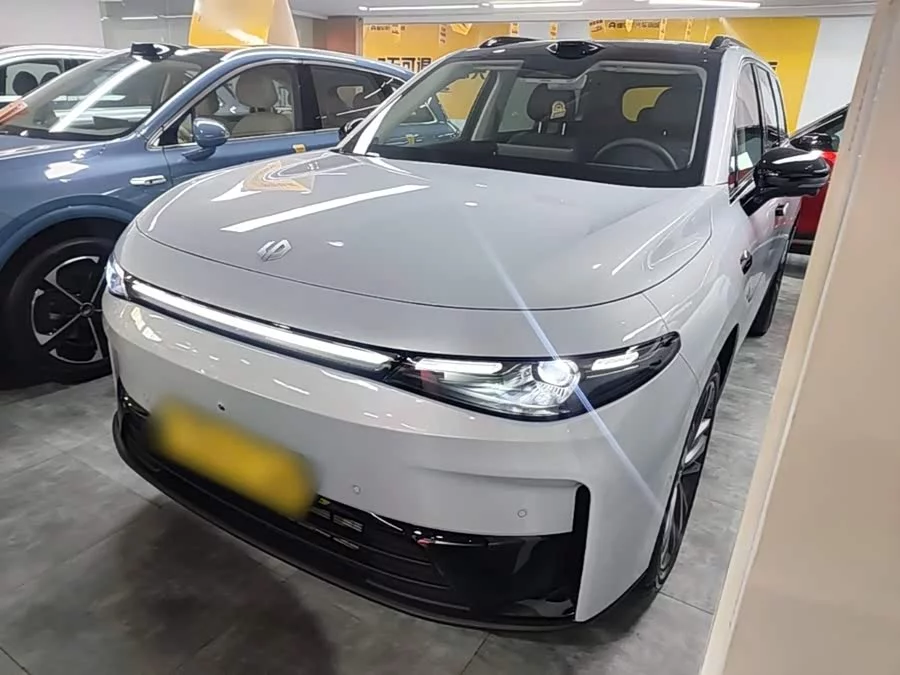 Leapmotor C16