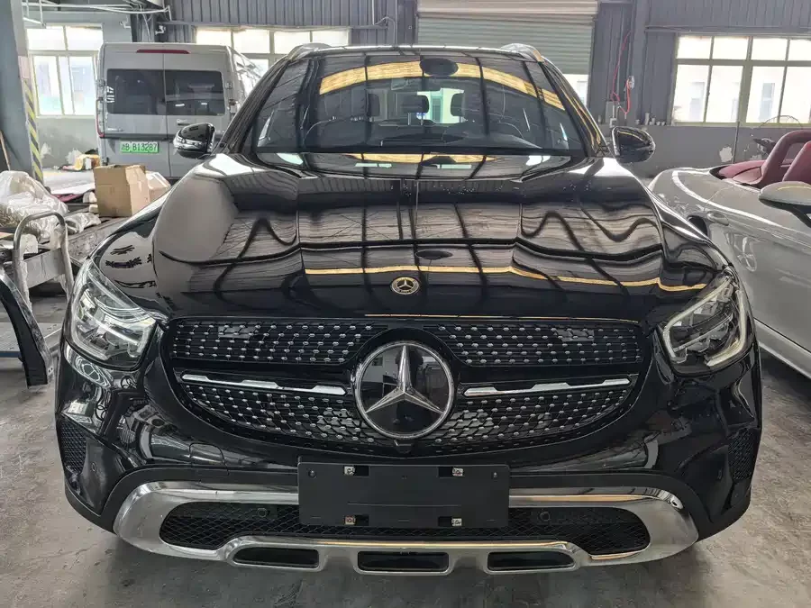 Mercedes Benz GLC