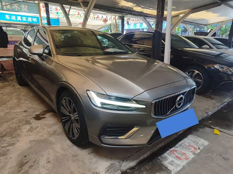 Volvo S60