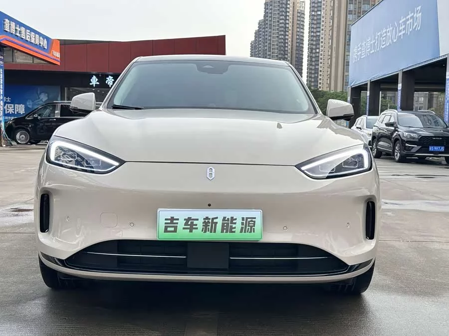 AITO Wenjie M5