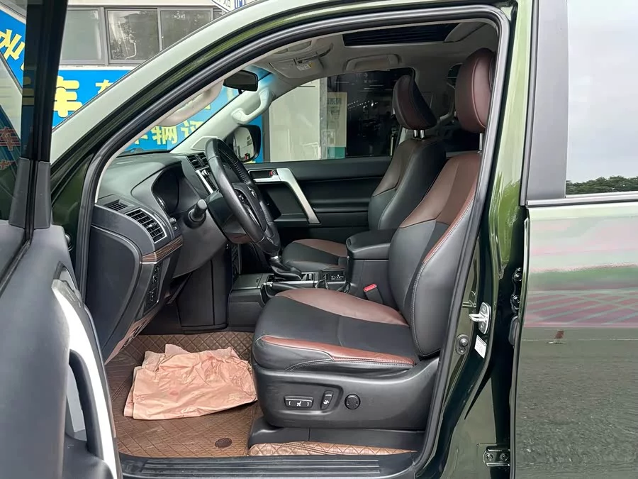 Toyota Prado