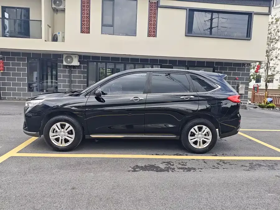 Haval M6