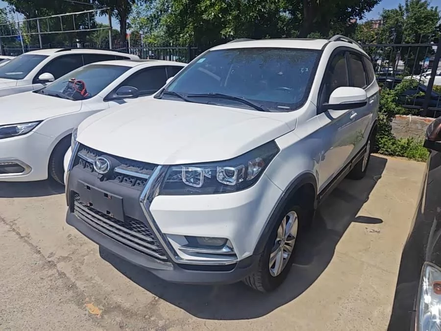 BAIC S3