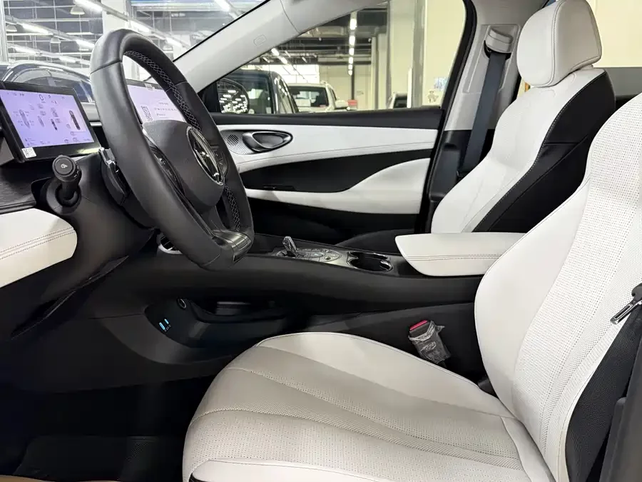 BYD seal 05 DM-i