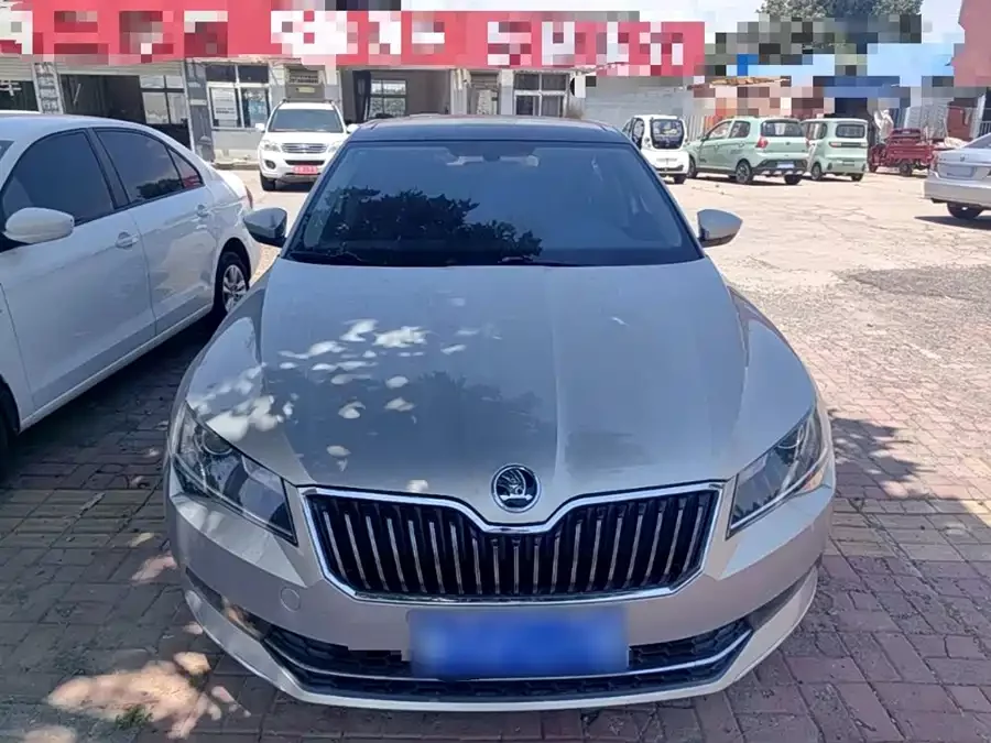 Skoda SuperB