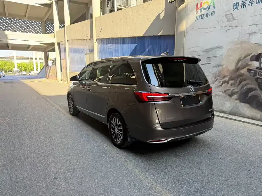 Buick GL8