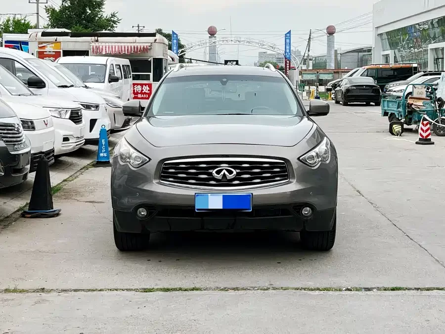 Infiniti FX