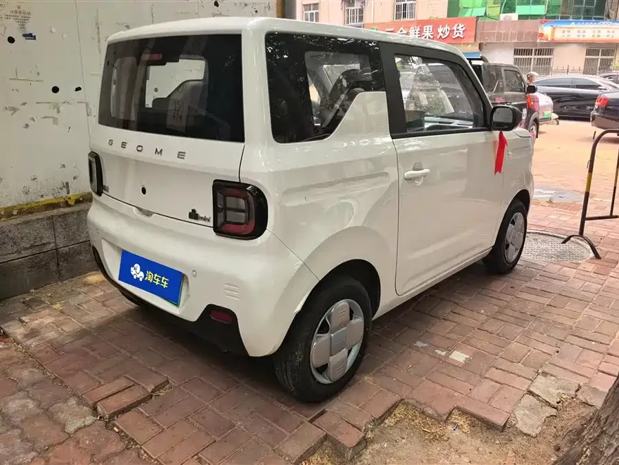 Geely Panda