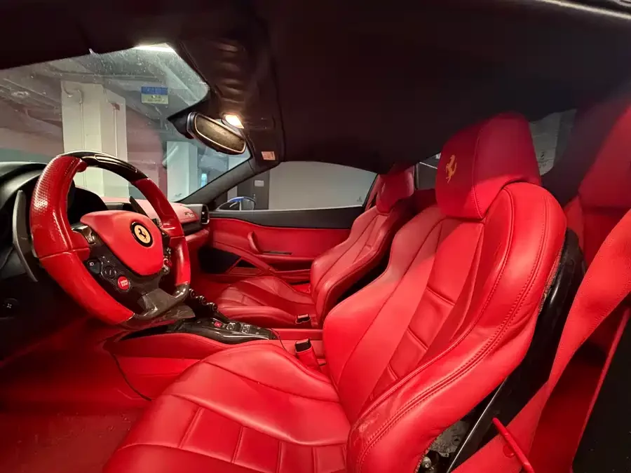Ferrari 458