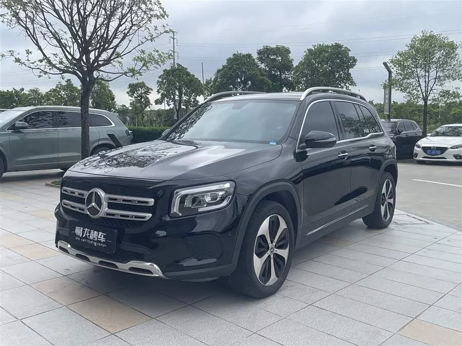 Mercedes Benz GLB