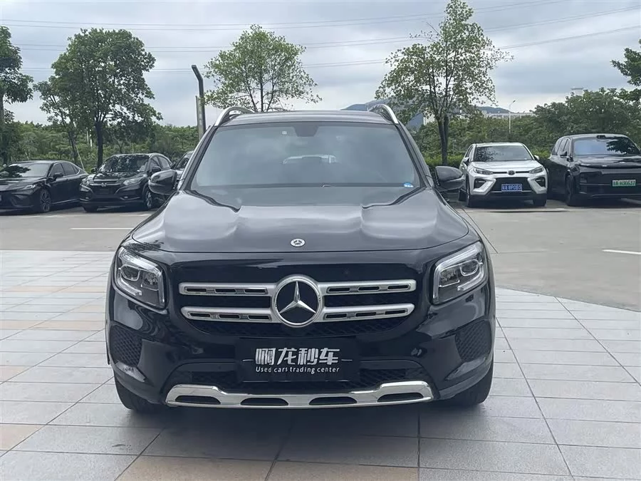 Mercedes Benz GLB