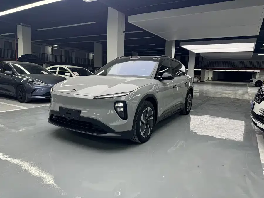 NIO ES6