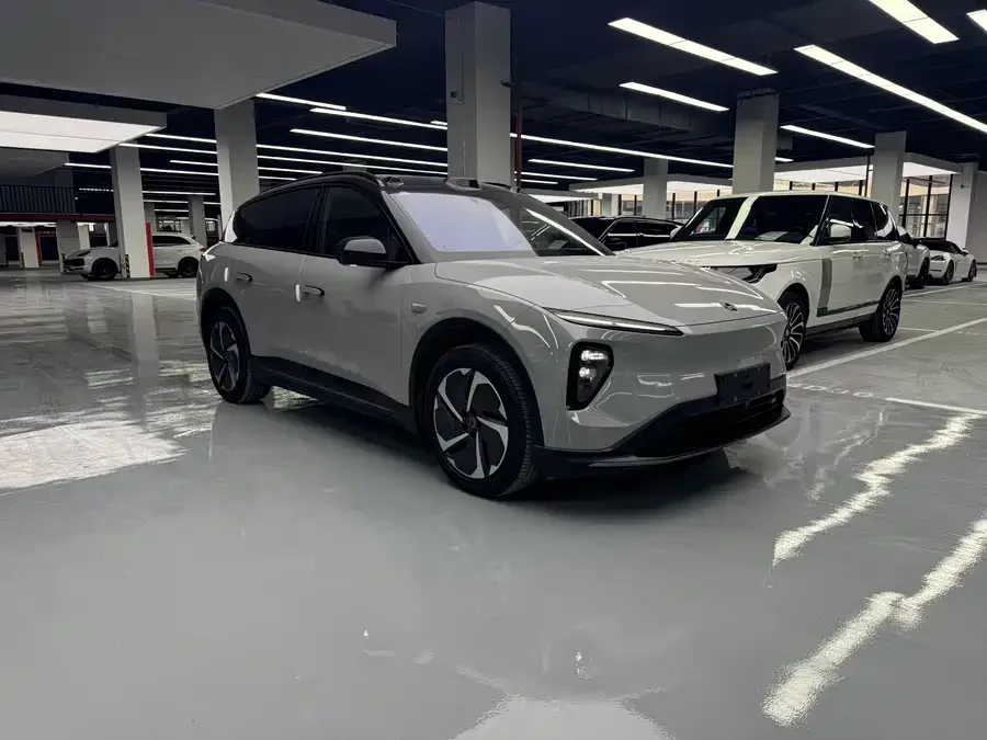NIO ES6