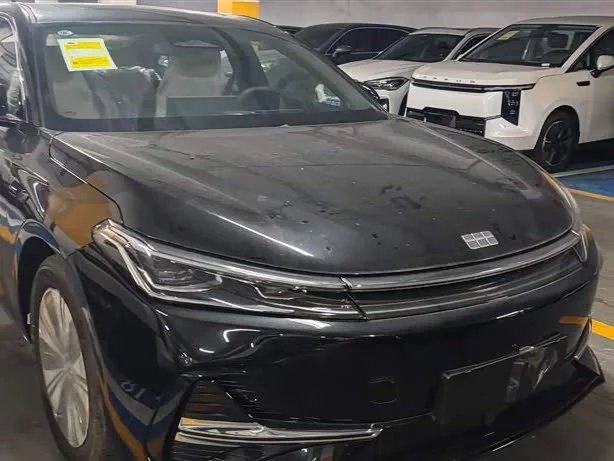 Geely Galaxy A7 EM