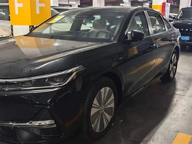 Geely Galaxy A7 EM