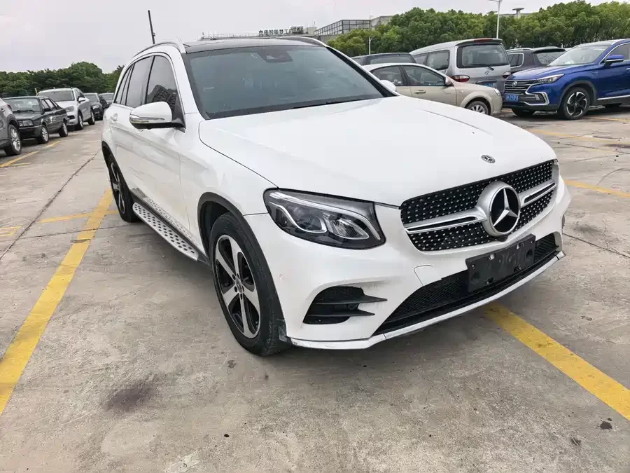 Mercedes Benz GLC