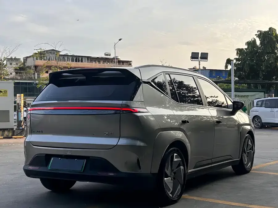HYCAN Hechuang Z03