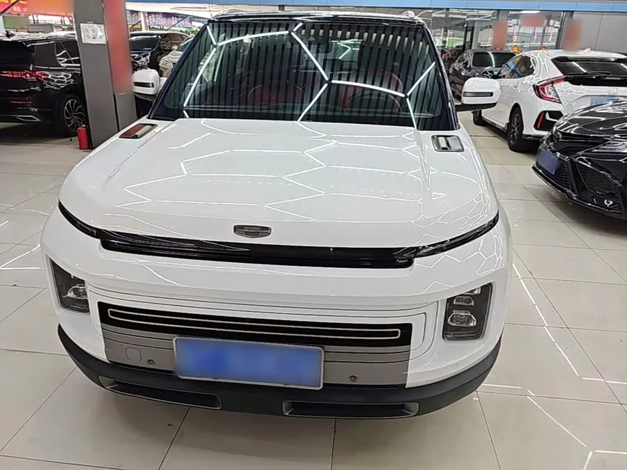 Geely ICON