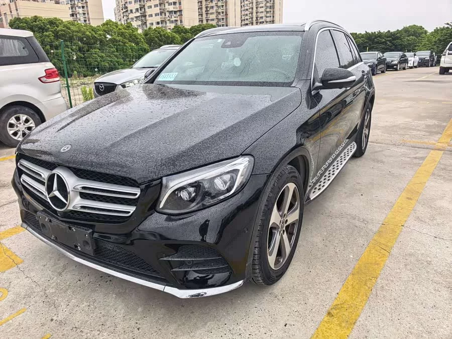 Mercedes Benz GLC