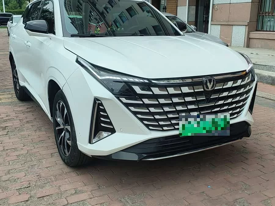 Changan UNI-Z PHEV