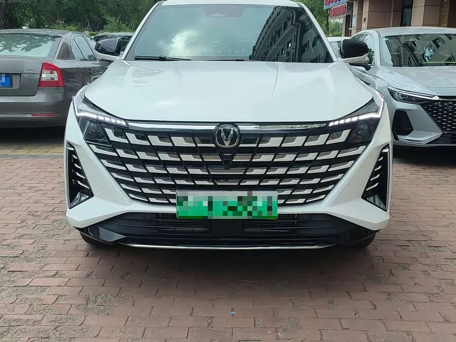 Changan UNI-Z PHEV