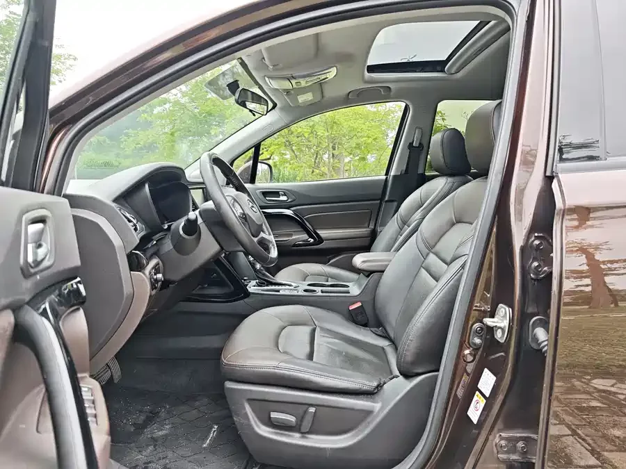 GAC Trumpchi GS4