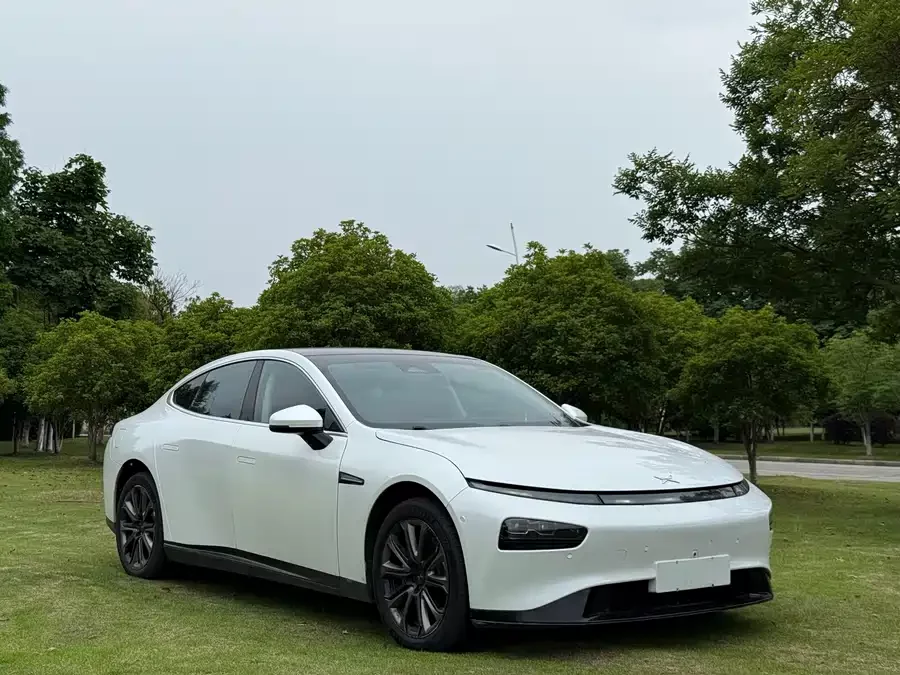 Xpeng P7