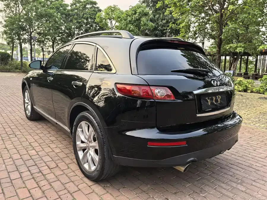 Infiniti FX