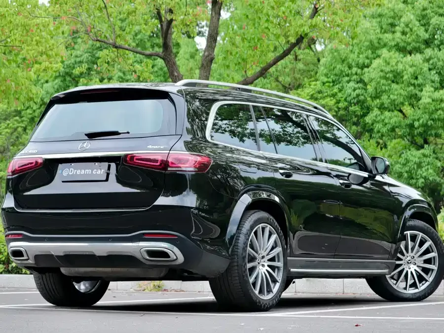 Mercedes Benz GLS