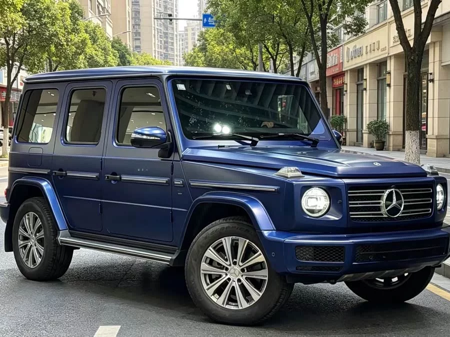 Mercedes Benz G-rated