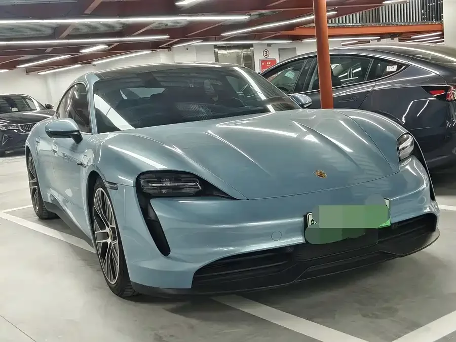 Porsche Taycan