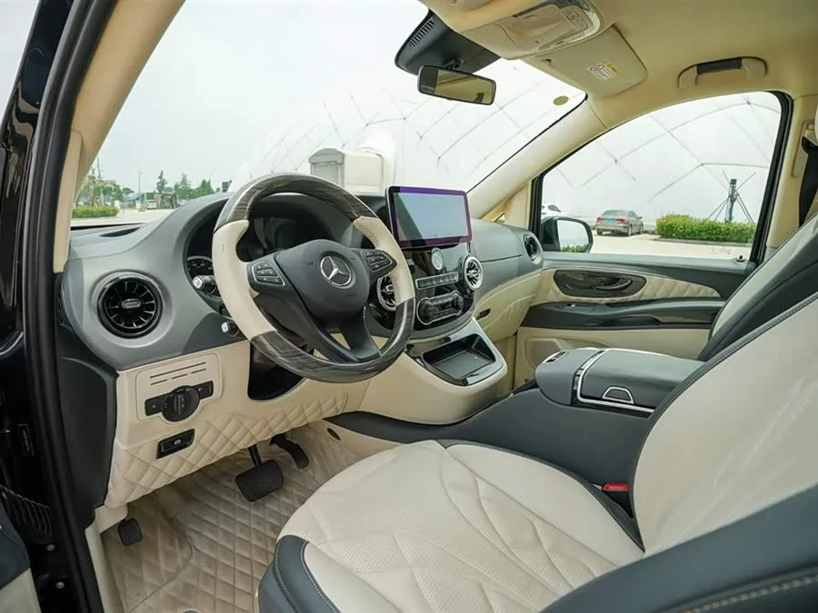 Mercedes Benz Class V