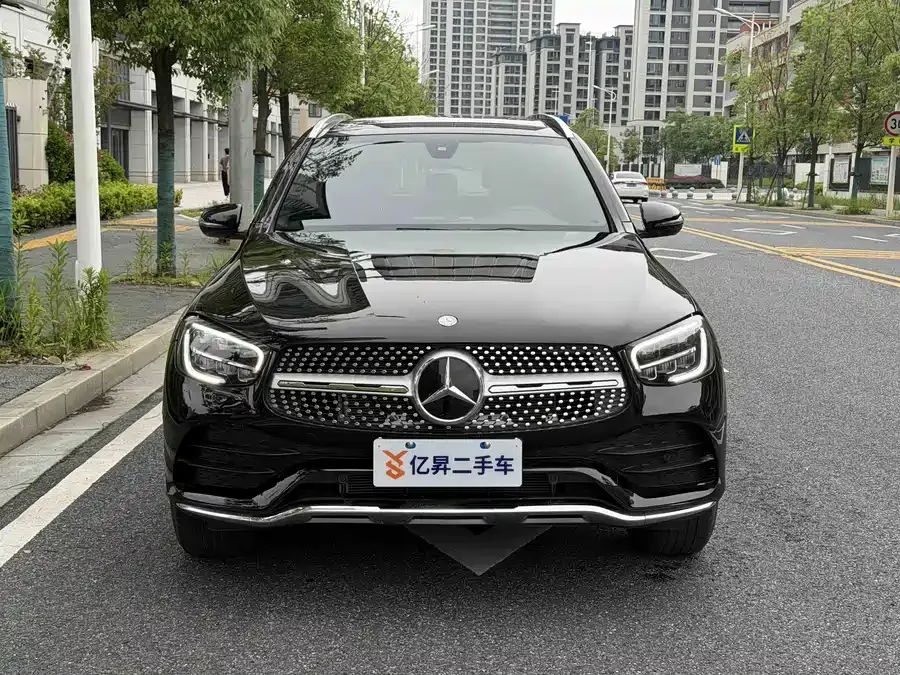 Mercedes Benz GLC