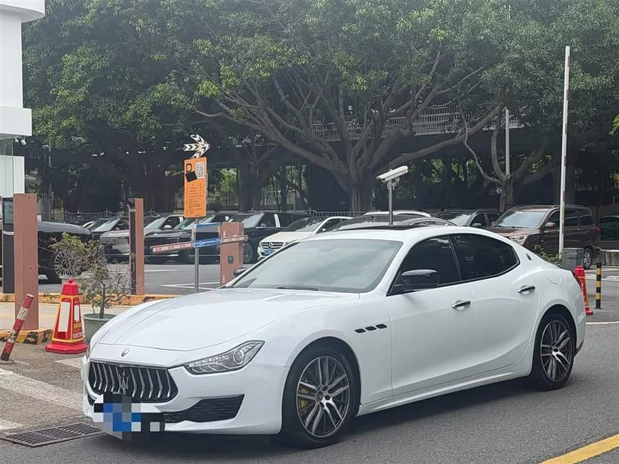 Maserati Ghibli