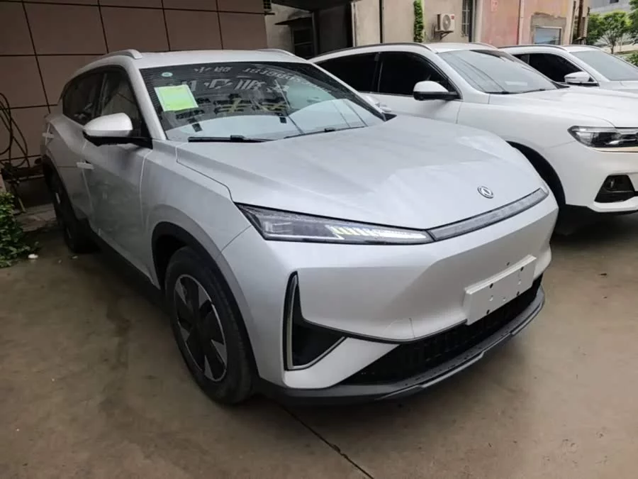 Dongfeng L7