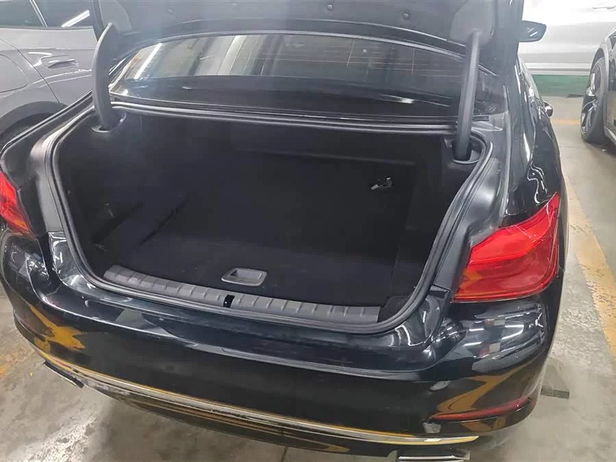 BMW 5 Series New Energy