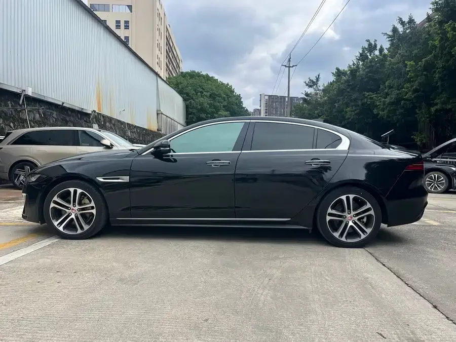 Jaguar XEL