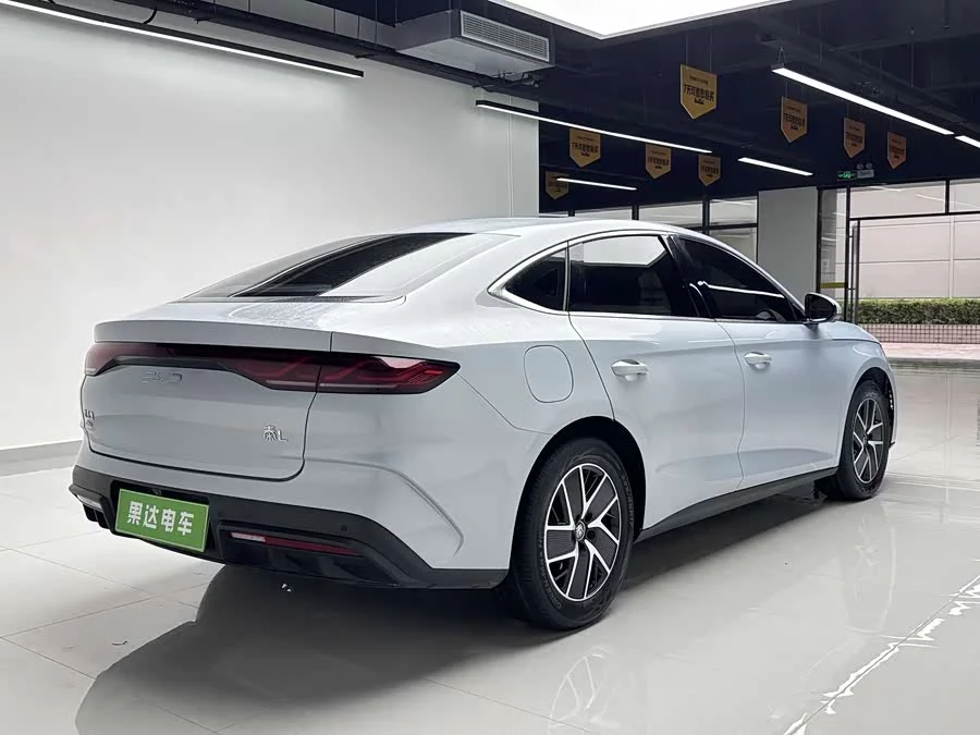BYD Qin L