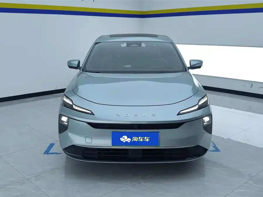 Roewe D6