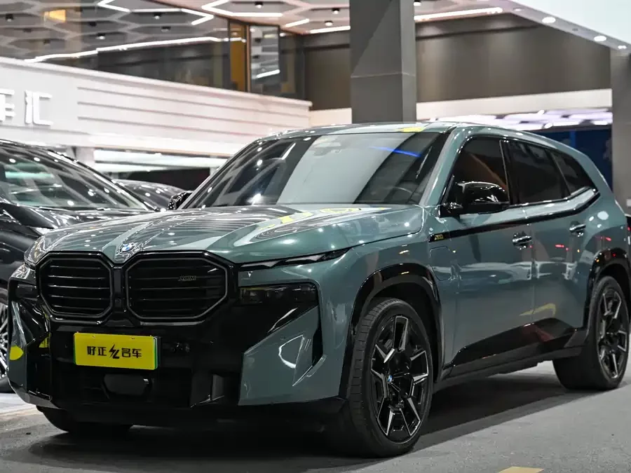 BMW XM