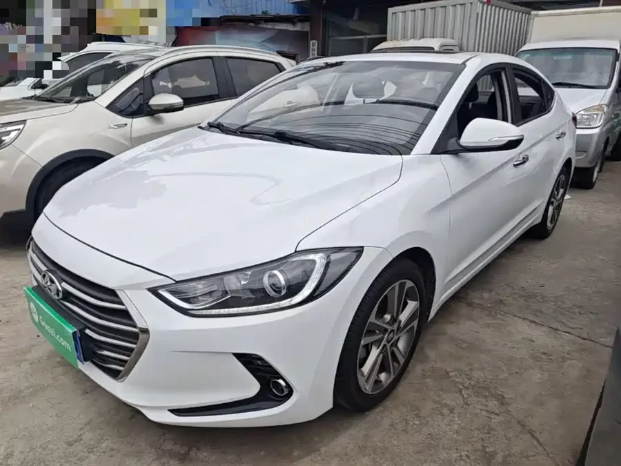 Hyundai elantra