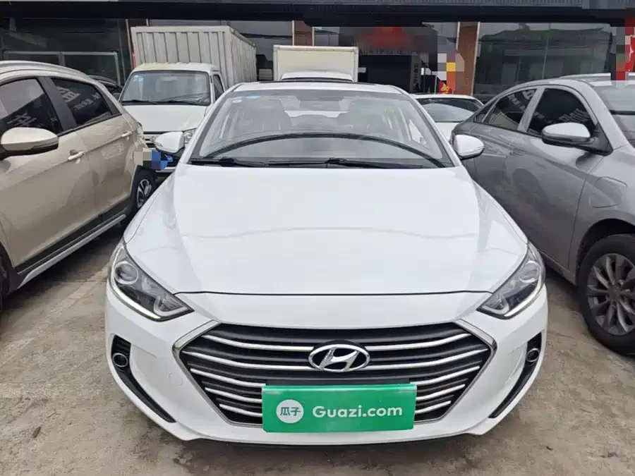 Hyundai elantra