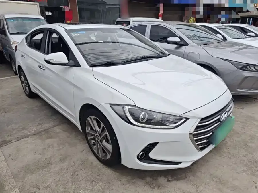 Hyundai elantra
